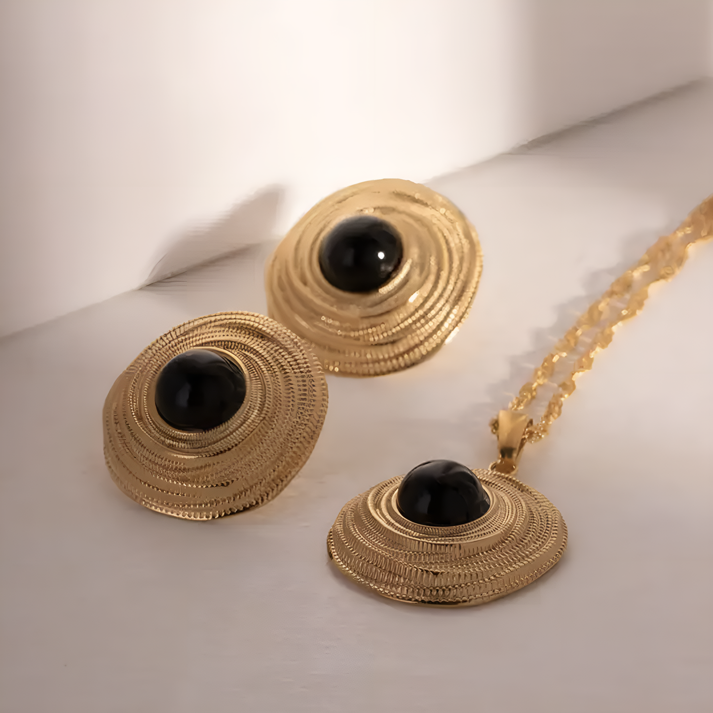 Night Pearl Earrings