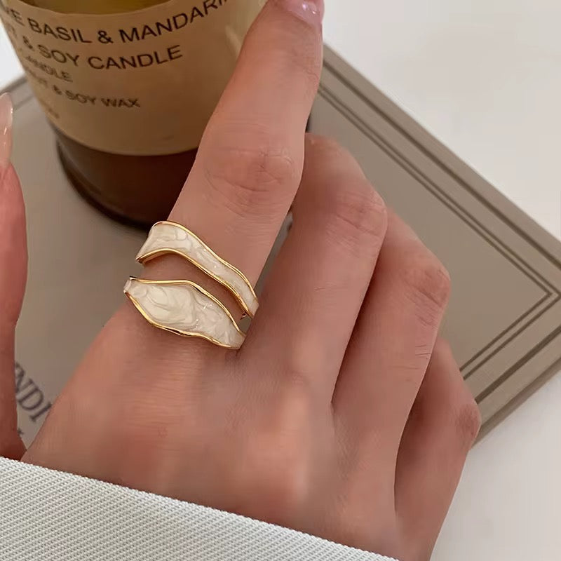 Aurora White Ring