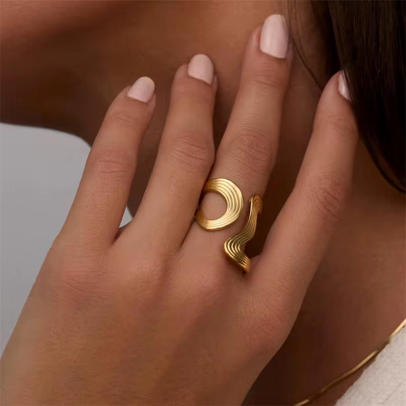 Anello Flusso Dorato